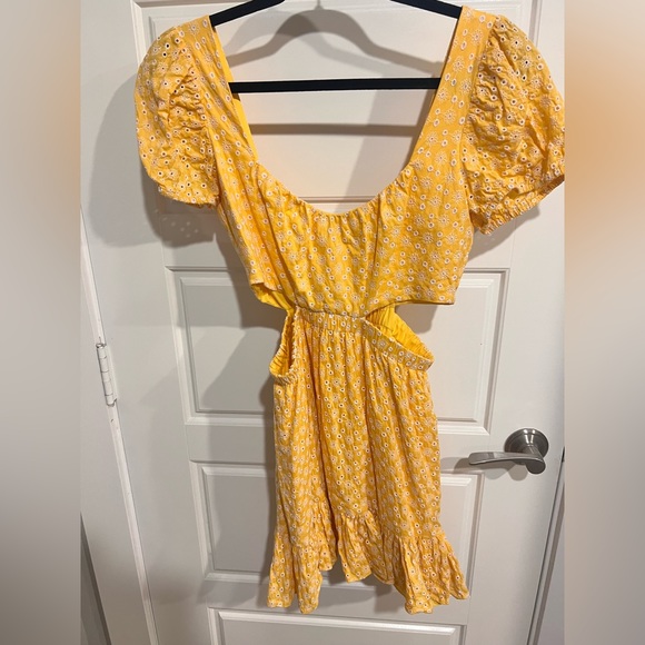 Likely Yellow Isabella Embroidered Eyelet Dress - Picture 2 of 4